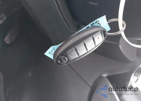 2020 Nissan Kicks Sv Xtronic Cvt z USA, uszkodzony, nr VIN 3N1CP5CV9LL563880